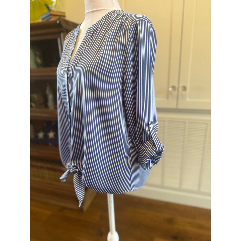 ANN TAYLOR Blue Striped Tie-Front Button Down Blouse Medium Nautical soft - Picture 7 of 11